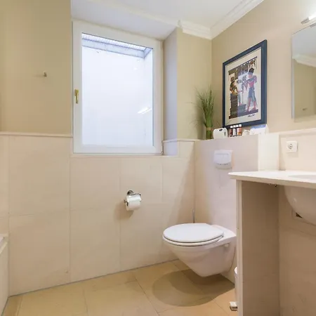 Carlotta 文尼斯塔特